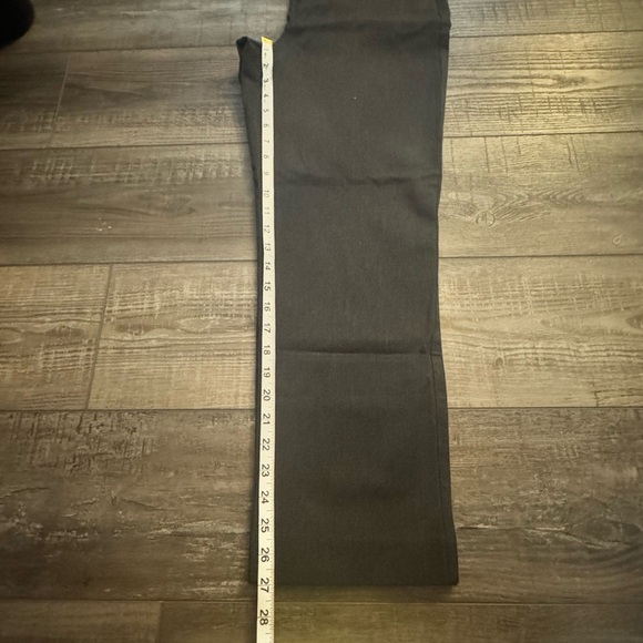 Old Navy-High rise Pixie Straight Leg Pants - Picture 3 of 3